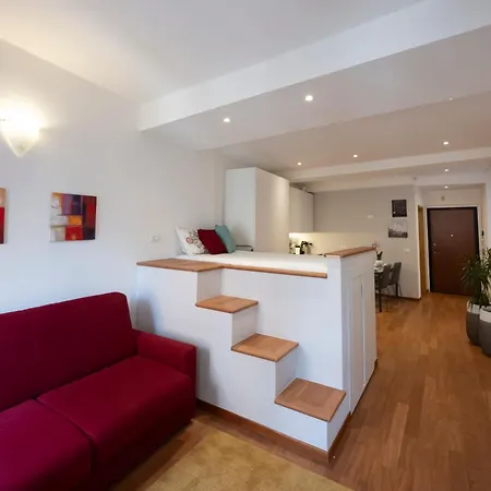 46 Santa Marta Apartament Lecco